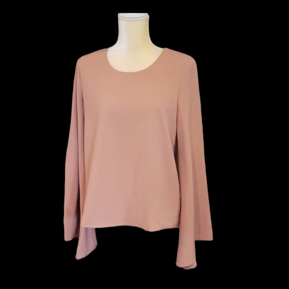 Do+Be top with bell sleeves size med - Picture 1 of 5